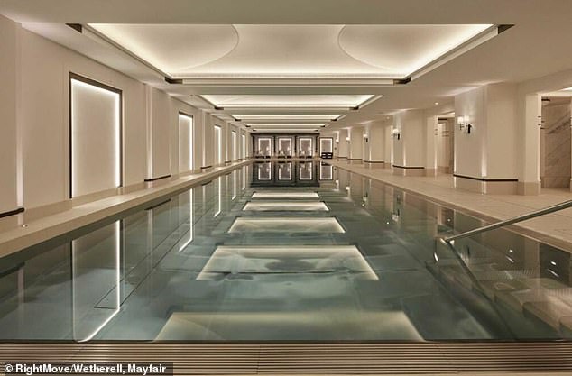 The apartment has access to a 25 metre swimming pool and premium spa facilities