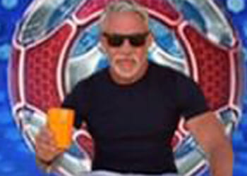 Wayne Lineker shares hospital update after ‘nearly dying’ of pneumonia as he spends Christmas away from family