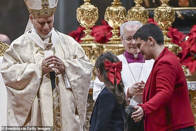 In a sermon heavy with imagery and moral urgency, Leo drew parallels between the vulnerability of the infant Jesus and the suffering of civilians trapped in war zones today