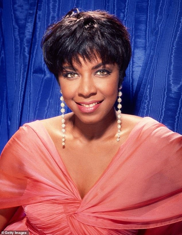 Natalie Cole died from congestive heart failure on New Year's Eve in Los Angeles; seen in 1991