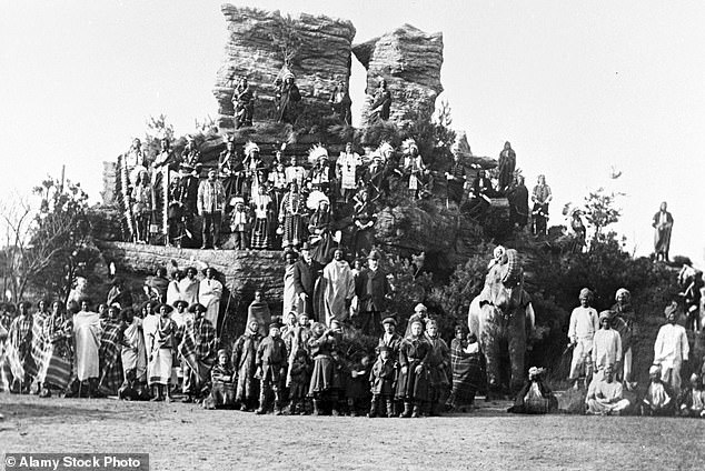 A human zoo exhibition of the German animal merchant and zoo director Carl Hagenbeck, Germany 1930s