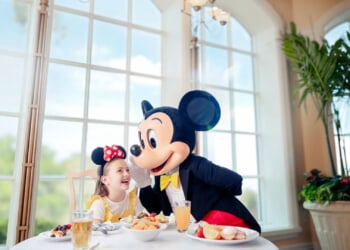 You can save 25% off Disney and Universal resort holidays in 2026