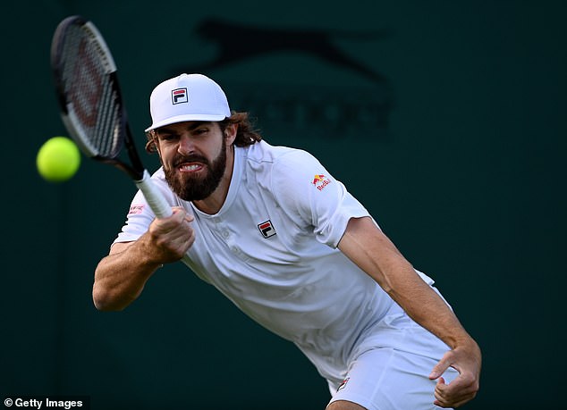 Reilly is an American pro tennis player and family friend of the Peltzs