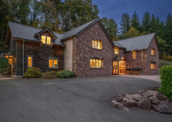 Eight-bed mansion that was home to iconic band and music legend's pool parties goes on the market for £1.5million