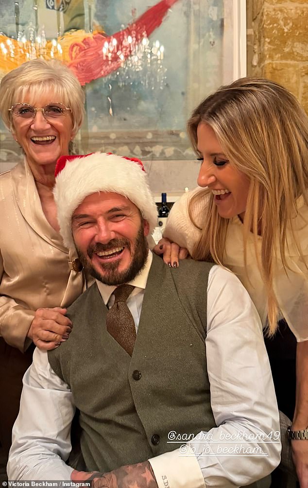 While David was joined by his mother Sandra and sister Joanne