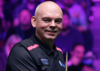 Stuart Bingham stunned by his own body transformation as snooker legend admits 'I feel a million dollars'