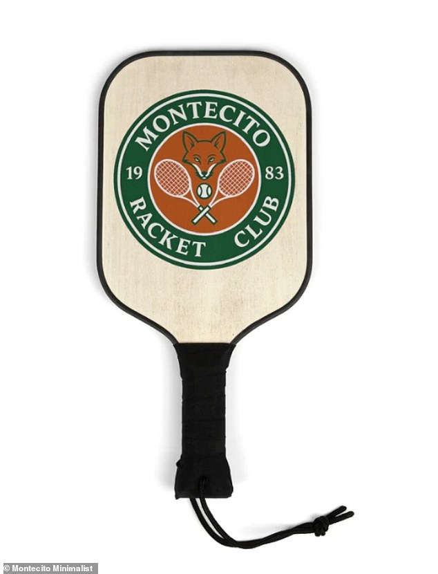 As well as bags, T-shirts, sweaters, mugs and fridge magnets, there is also a padel set