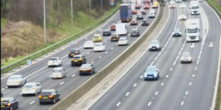 M606 closed in BOTH directions due to crash as drivers warned of 20-minute delays