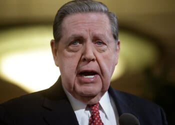 Jeffrey Holland, successor to lead Church of Jesus Christ of Latter-Day Saints dies aged 85