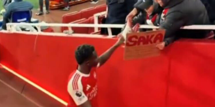 Bukayo Saka hailed for having 'heart of gold' as he gifts young Arsenal fan amazing Christmas present after Brighton win