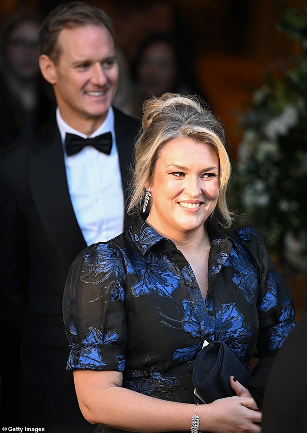 Sara and Dan were seen leaving the abbey together