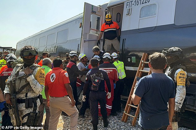 The Interoceanic train derailed in the Asuncion Ixtaltepec area on the route to Oaxaca