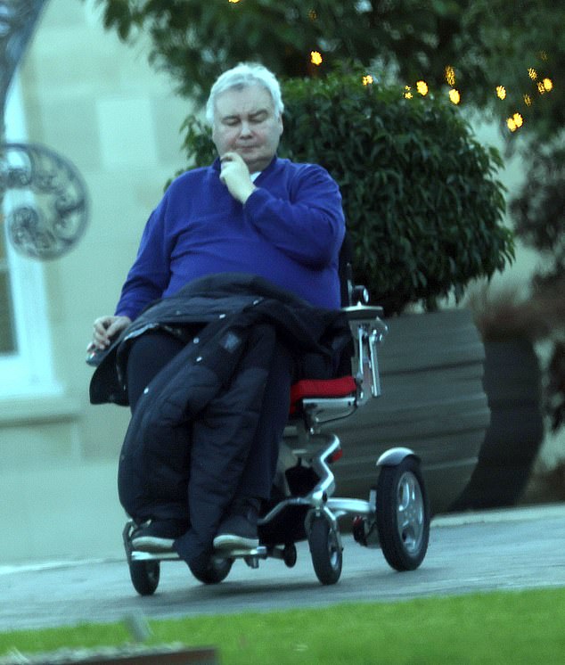 Eamonn wore a blue jumper as he was seen in his wheelchair