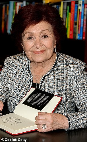 Now she is seen in one of the AI-generated images