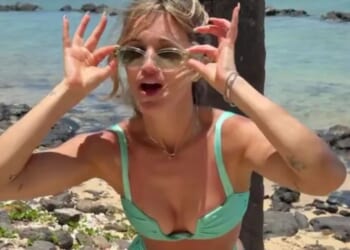 Ashley Roberts, 44, reveals her stunning figure in bikini as she shows off her Pussycat Dolls dance moves in Mauritius