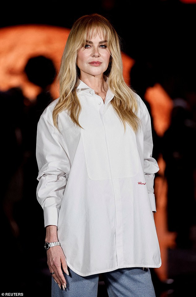 The cards didn't see a romance right away for newly-single Kidman