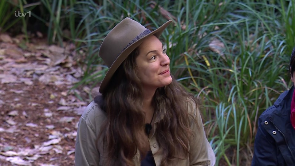 NINTCHDBPICT001042751848