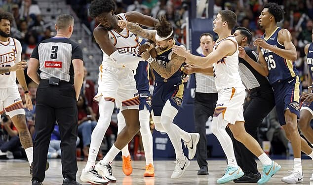 Phoenix Suns center Mark Williams and New Orleans Pelicans' Jose Alvarado got into a fight