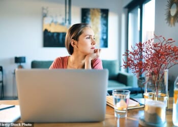 Two in five jobs advertised in the UK are roles that also allow home-working – the highest share in the Continent