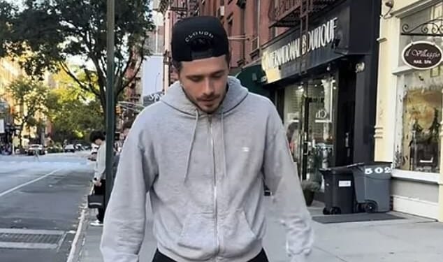 Brooklyn Beckham has 'hit back' at his estranged family with a thinly veiled barb after blocking them on social media