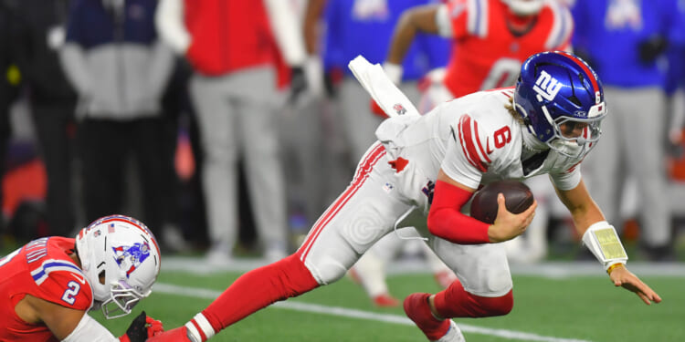 Fight Breaks Out After Giants QB Gets Sent Flying by Big Hit