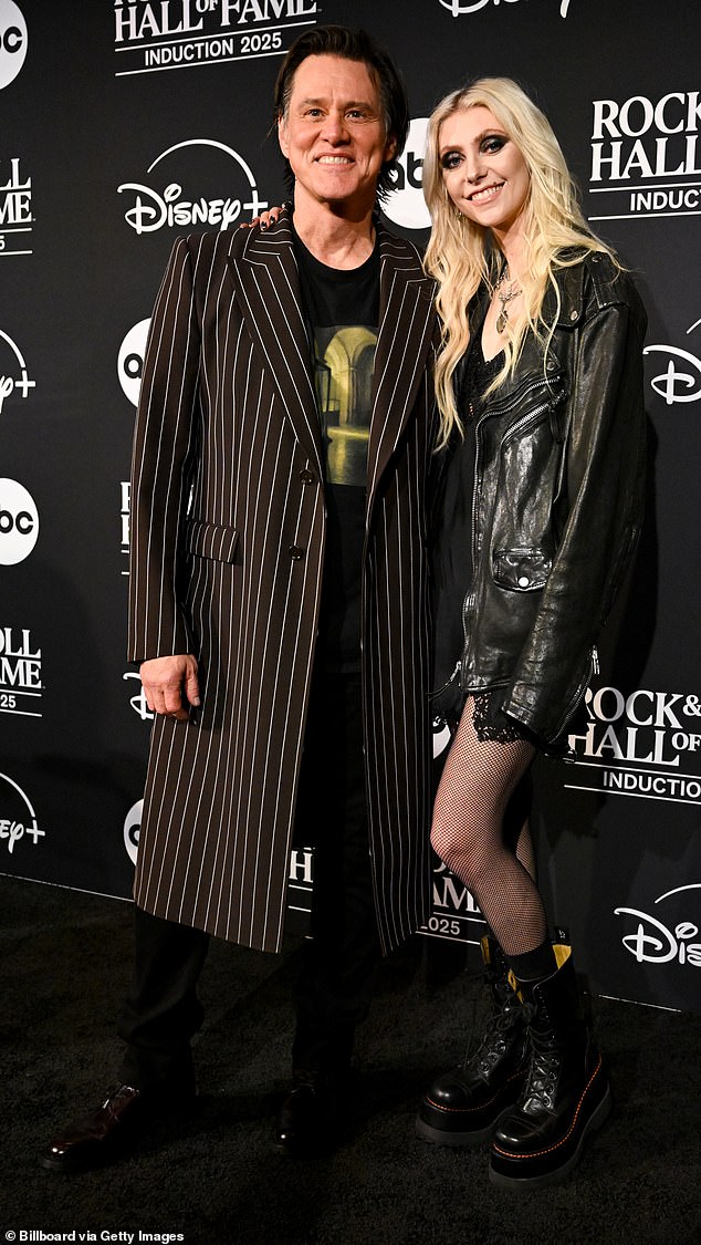 Jim Carrey and Taylor Momsen recently reunited 25 years after starring together in How The Grinch Stole Christmas