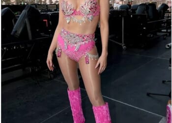 Weight-loss jabs like Ozempic and Wegovy are transforming stars of all shapes, with almost every month bringing a ¿suddenly slim¿ celebrity debut that sends fans into a frenzy; (Meghan Trainor in October)