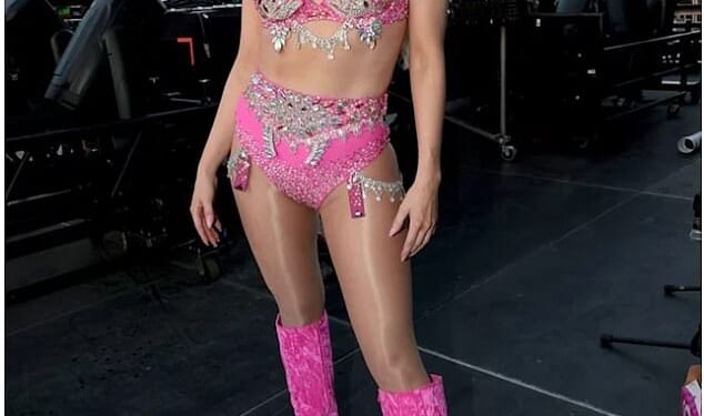 Weight-loss jabs like Ozempic and Wegovy are transforming stars of all shapes, with almost every month bringing a ¿suddenly slim¿ celebrity debut that sends fans into a frenzy; (Meghan Trainor in October)