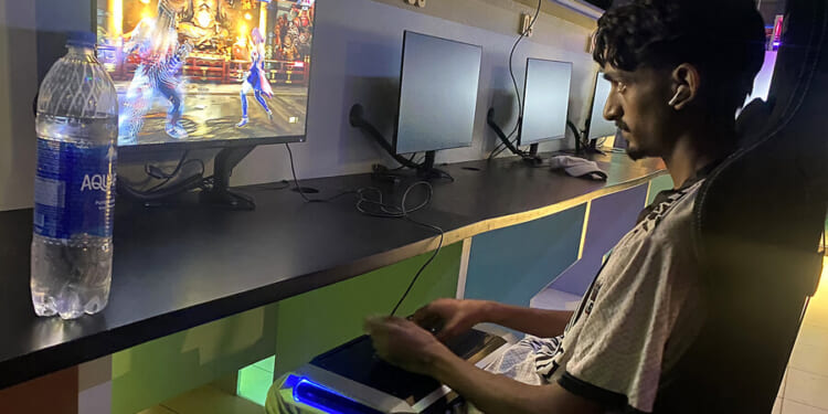 Most Pakistanis can’t afford a PlayStation. How did they get so good at Tekken?