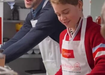 Prince William and Prince George visited a homeless shelter in London to prepare a Christmas lunch