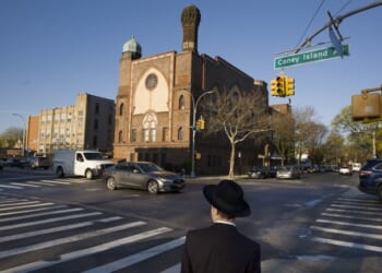 Spicy Ride on a New York Subway Last Night for Young Jewish Men – HotAir