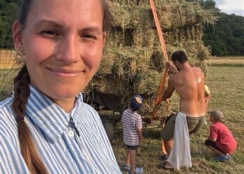 Alexandra Stamate and her Uber driver husband  Florin moved to Britain in search of a better life - but after a period living in Bristol, they have joined the thousands of Romanians returning home