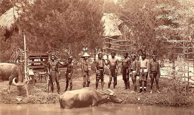 One of the few existing images of Madrid's human zoo, which exhibited people from the Filipino Igorot tribe for six months in 1887 in the iconic Retiro Park