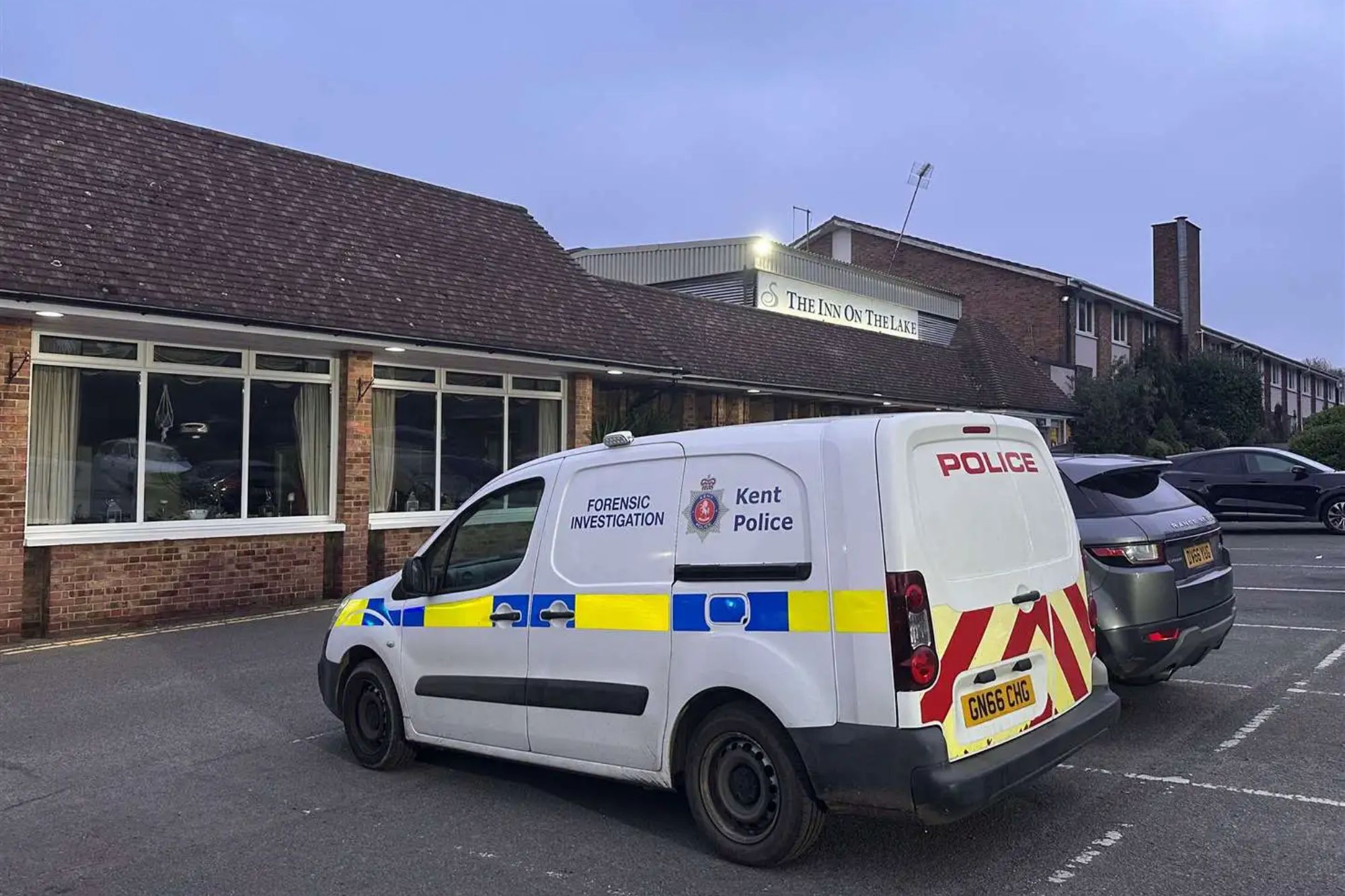 An image collage containing 1 images, Image 1 shows A Kent Police forensic investigation van parked in front of The Inn on the Lake hotel