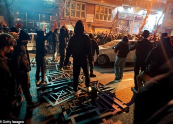 The opposition website claims the numbers are based on multiple sources, with the killings carried out by the Revolutionary Guards and Basij forces