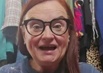 Side hustler reveals EXACTLY how many pictures you need to get your eBay listings sold after meeting with them in person