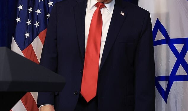 President Donald Trumpthreatened that the United States is 'locked and loaded' if Irankills protesters