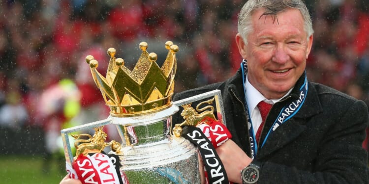 Fans hail 'pure football love' as they spot who Sir Alex Ferguson is sitting next to at Leeds vs Man Utd