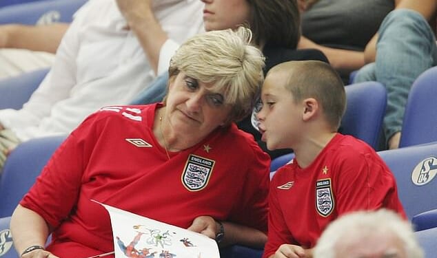 Sandra Beckham with Brooklyn watching his father at the 2006 World Cup
