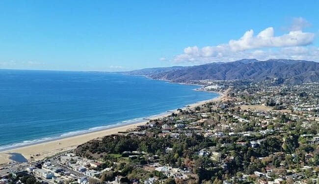 CA Minimum Wage Bumps Up While LA Argues Over Thirty Bucks an Hour – HotAir