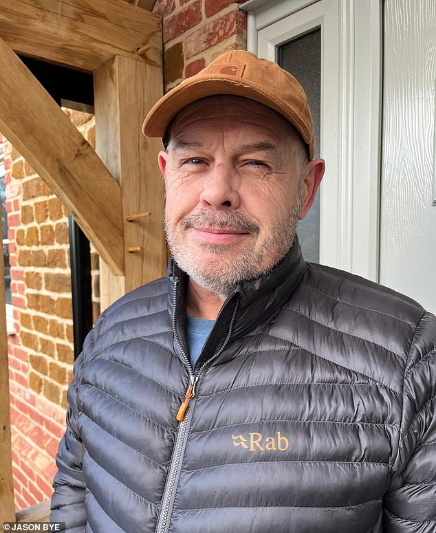 Neighbour Vince Williamson, 62, said: ¿I¿m fine with it. Maybe my wife will go to it. I was brought up around here and it¿s a good thing for the area'