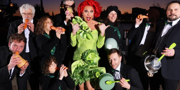 Orchestra stops commuters in their tracks playing tune entirely on veg & kitchen utensils with Strictly star on vocals