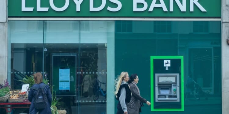 Lloyds and Halifax are shutting 24 branches forever in January