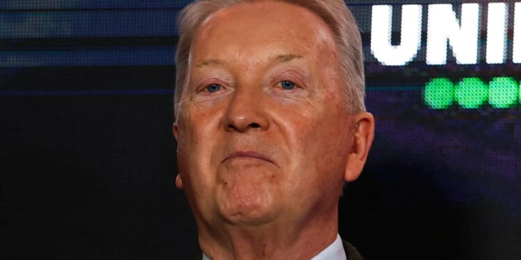 'I love that fight' - Frank Warren talks up huge all-British heavyweight world title bout between 'two big punchers'