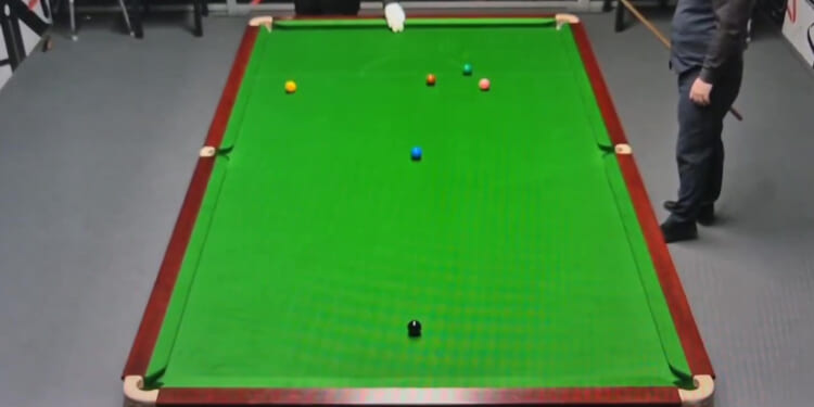 Fuming Stephen Maguire thumps wall twice and gives up on German Masters qualifying match after frustrating blunder