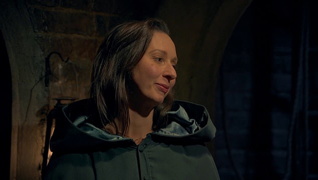 The episode left on yet another cliffhanger, with the two women lowering their hoods to stare at each other in silence, while an uncomfortable Stephen looked on