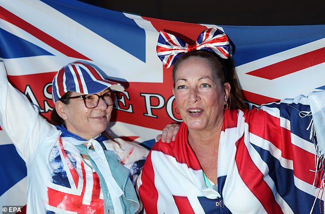 Reform supporters fly the flag at tonight's rally