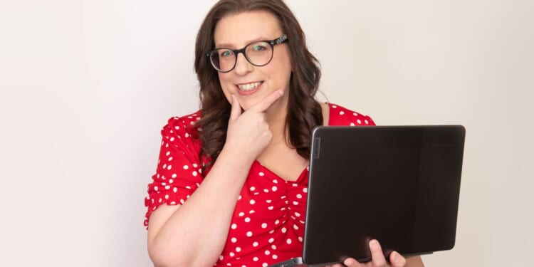 Our new Hols From £9.50 Agony Aunt shares her top tricks for booking the best Sun holiday