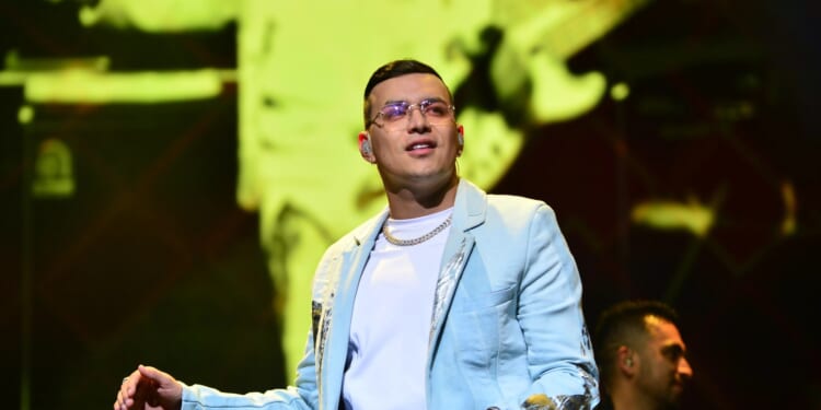 Colombian music star Yeison Jimenez, 34, among six killed in plane crash hours before concert after chilling final post