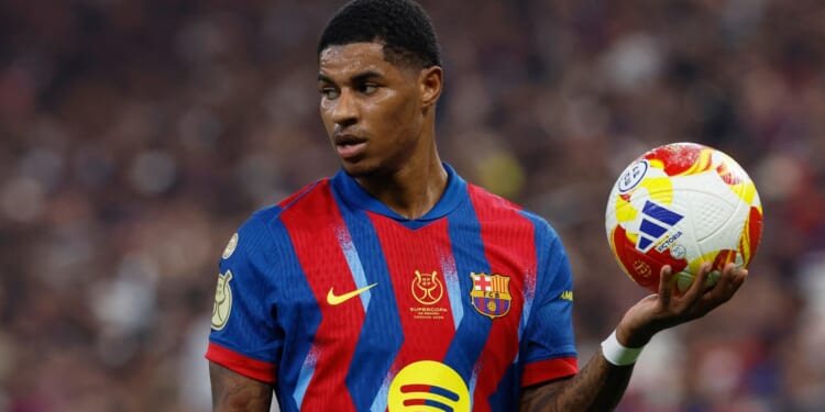 Barcelona 'make Marcus Rashford transfer decision' with Man Utd star's loan up at end of season